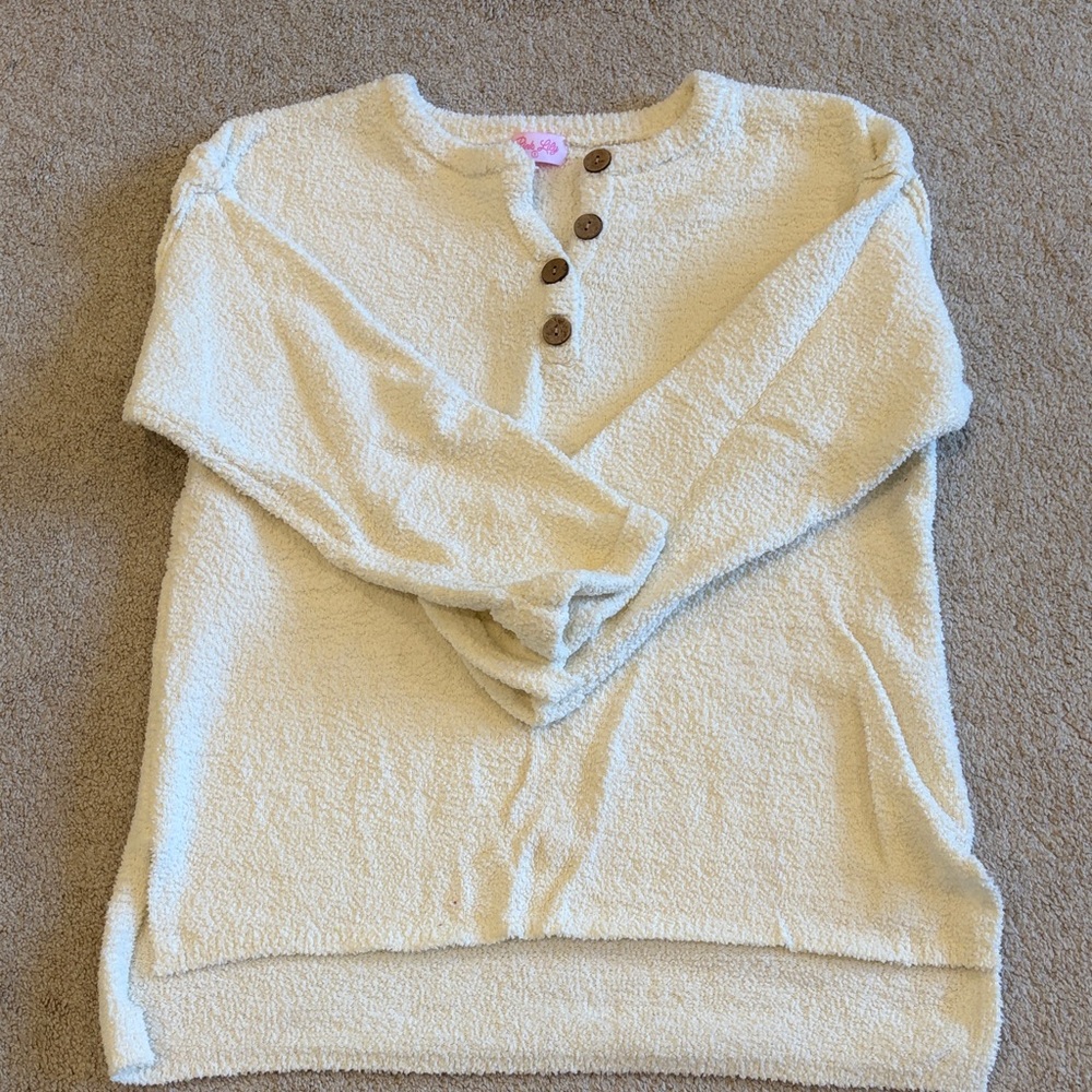 Pink Lily Cozy Cream Button-Up Sweater size small